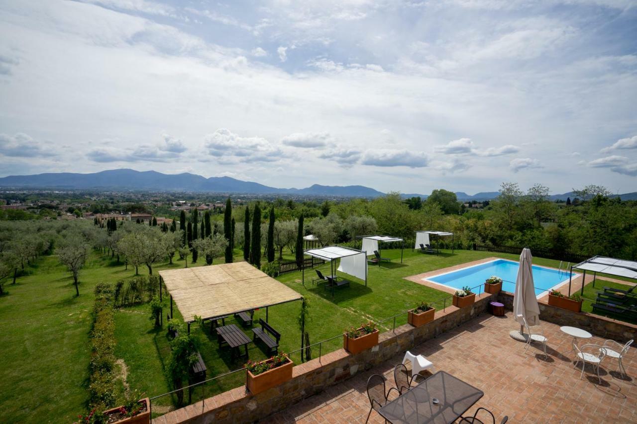 Accogliente Alloggio Con Vista E Piscina Lucca Exterior foto
